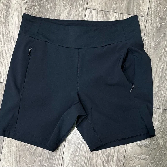 Columbia Women’s Lightweight Active Shorts - Picture 2 of 9